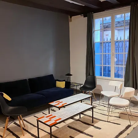 Appartement Quartier Historique Calme Et Parking