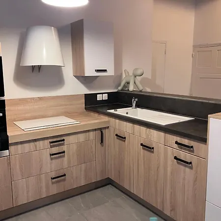 Quartier Historique Calme Et Parking *