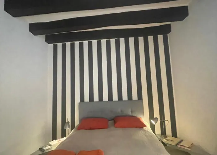 Quartier Historique Calme Et Parking Apartment Tours